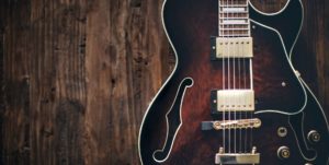 ¿Buscas un instrumento? checa estas tiendas de instrumentos musicales