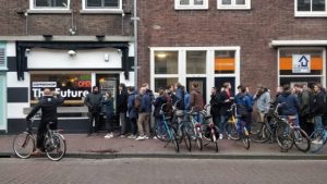 ¡QUE COSAS! EN HOLANDA Y  AMSTERDAM LAS COMPRAS DE PÁNICO SON DE MARIHUANA