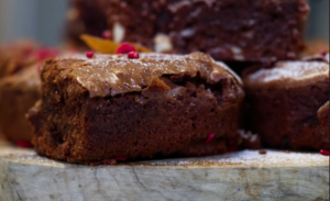 RECETA: BROWNIES DE CHOCOLATE CON VINO TINTO ¡SUPER FÁCIL!
