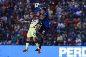 GALLOS BLANCOS Y EL AMÉRICA NO SE DESPLUMARON