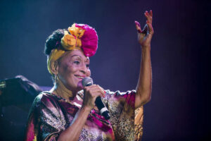 ASÍ PUEDES CONSEGUIR BOLETOS PARA EL CONCIERTO DE OMARA PORTUONDO