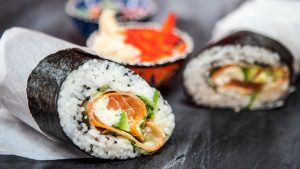 LOS SUSHI BURRITO, LA TENDENCIA GASTRONÓMICA QUE TIENES QUE POBAR