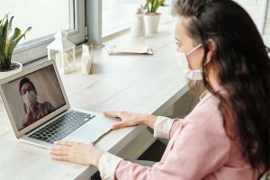 CONSEJOS PARA TENER ÉXITO EN UNA ENTREVISTA VIRTUAL
