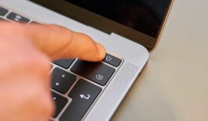 ¿QUÉ ES MEJOR, APAGAR O SUSPENDER TU COMPUTADORA?