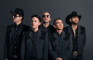 KINKY PREPARA CONCIERTO VIRTUAL 8D