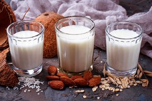 CÓMO ELABORAR LECHE 100% VEGETAL EN CASA Y CON SÓLO 3 INGREDIENTES