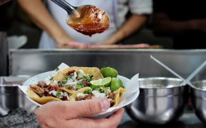 EN MÉXICO HAY MÁS TAQUERÍAS QUE ESCUELAS ¡SEGÚN EL INEGI!