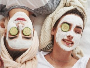 TRES INCREÍBLES MASCARILLAS CASERAS PARA DESHACERTE DE LOS PUNTOS NEGROS