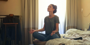MINDFULNESS: LA PRÁCTICA CASI MÁGICA PARA VIVIR PLENAMENTE EN EL PRESENTE